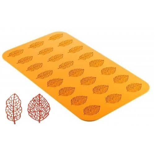 PBP-MAL-10761.jpg SILICONE MOULD 24 LEAVES FRANCE - Image 1